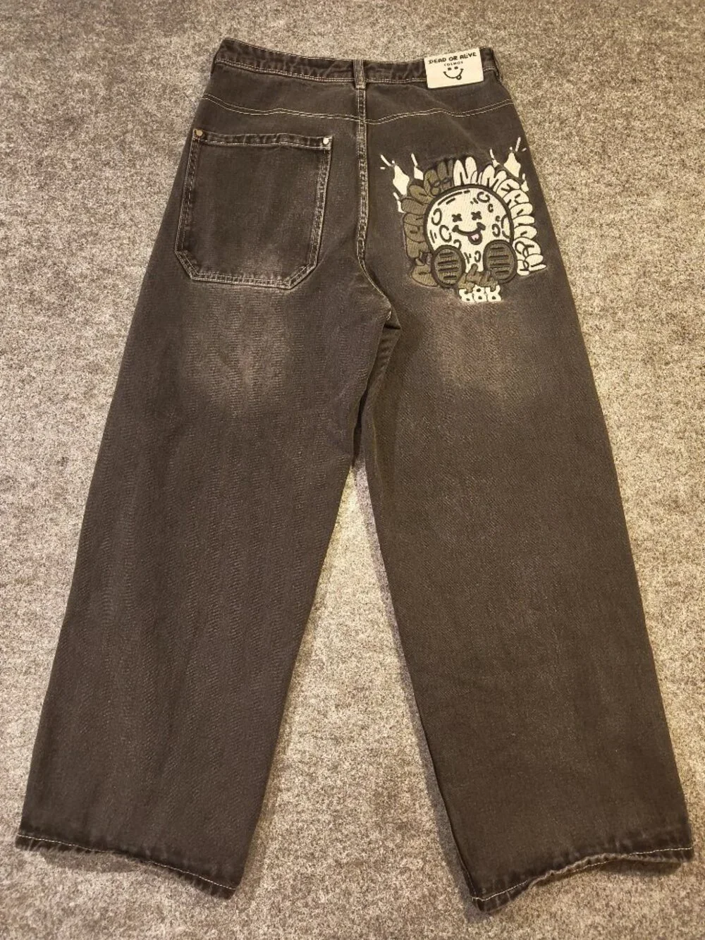 COSMOS / DEAD OR ALIVE Graphic Jeans – Men’s 30 – Black Denim
